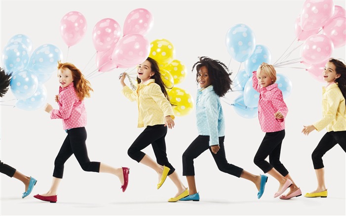 Colorful Children's Fashion Wallpaper (1) #16