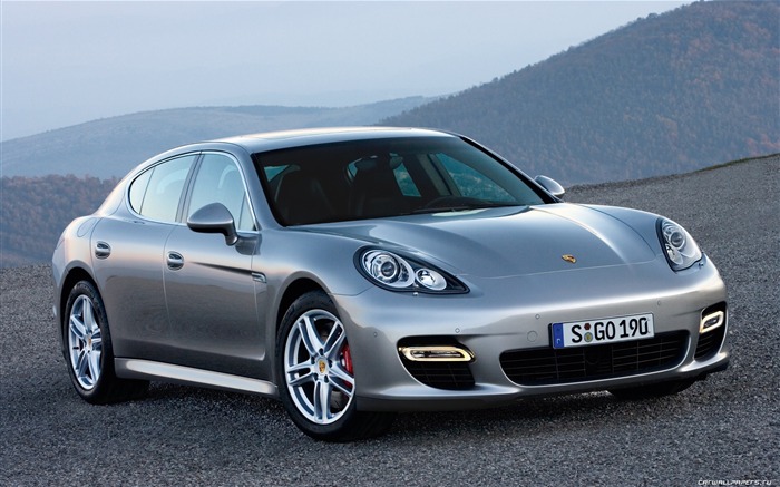 Porsche Panamera Turbo - 2009 HD wallpaper #13