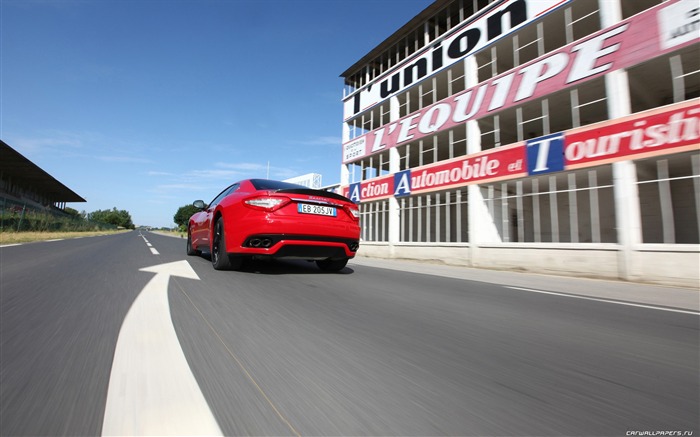 Maserati GranTurismo - 2010 fondos de escritorio de alta definición #10