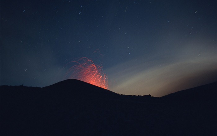Sopečná erupce nádherné krajiny tapety #10