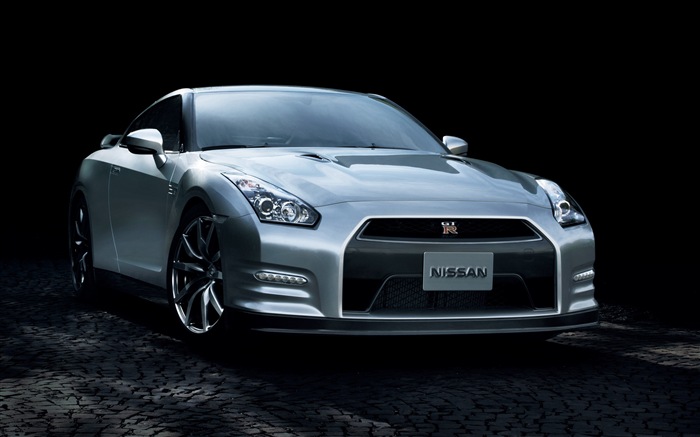 2013 Nissan GT-R R35 USA version HD wallpapers #21