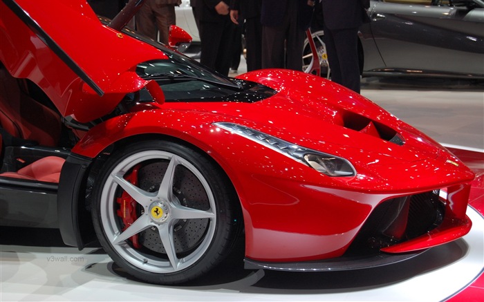 2013 Ferrari LaFerrari 法拉利LaFerrari红色超级跑车高清壁纸20