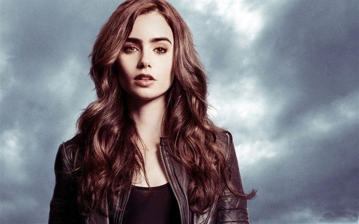 Lily Collins beautiful wallpapers #18
