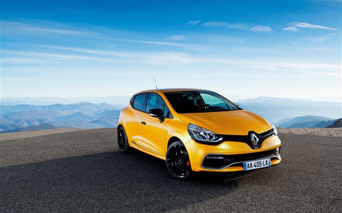 2013 Renault Clio RS 200 yellow color car HD wallpapers #1