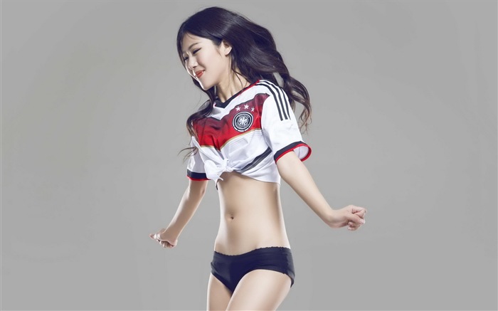 32 World Cup jerseys, football baby beautiful girls HD wallpapers #5