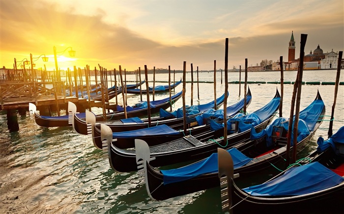 Beautiful watertown, Venice HD wallpapers #19