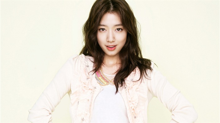 Южнокорейская актриса Park Shin Hye HD стола #11