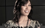 Bones Tapete #15
