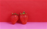 鲜鲜草莓壁纸6