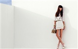 Brand Fashion Collection Wallpapers (8) #15