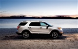 Ford Explorer Limited - 2011 HD wallpaper
