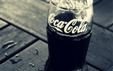 Coca-Cola belle annonce papier peint #10