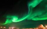 Natural wonders of the Northern Lights HD Wallpaper (1) #8