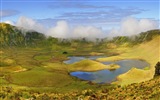 HD обои Вулканический озеро пейзаж #7